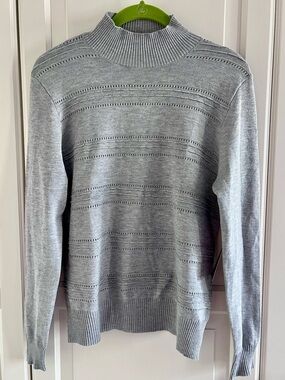 NWT Love Scarlett sweater sz m